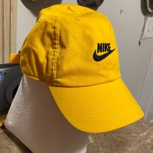 Gold complete color Nike hat